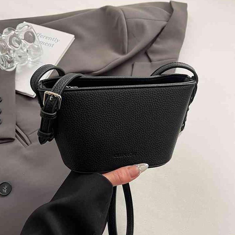 Fashi Red Bucket Handbag French Texture PU Small Crossbody Bags Summer Women's Simple Versatile One Shoulder Bag