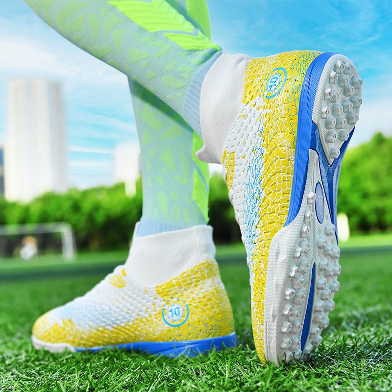 Men's Football Boots Rubber Soft Sole Short-nailed Artificial Turf Leather Youth Kids Football Boots