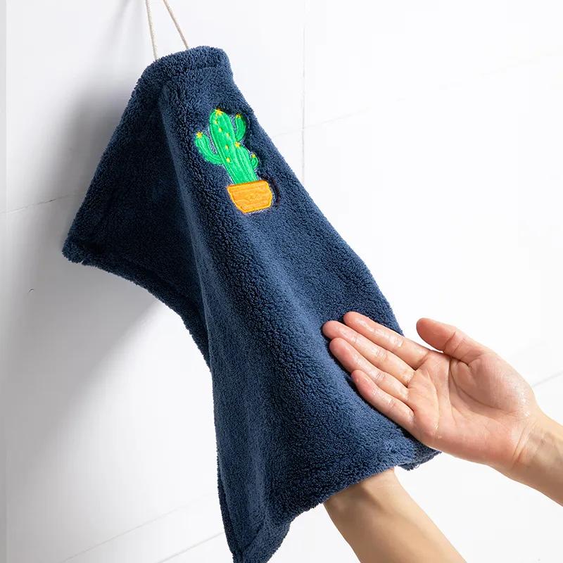 Kitchen Towel Quick-drying Handkerchief Hanging Type Absorbent Square Cute Children Hand Towel Small Towel Coral Fleece