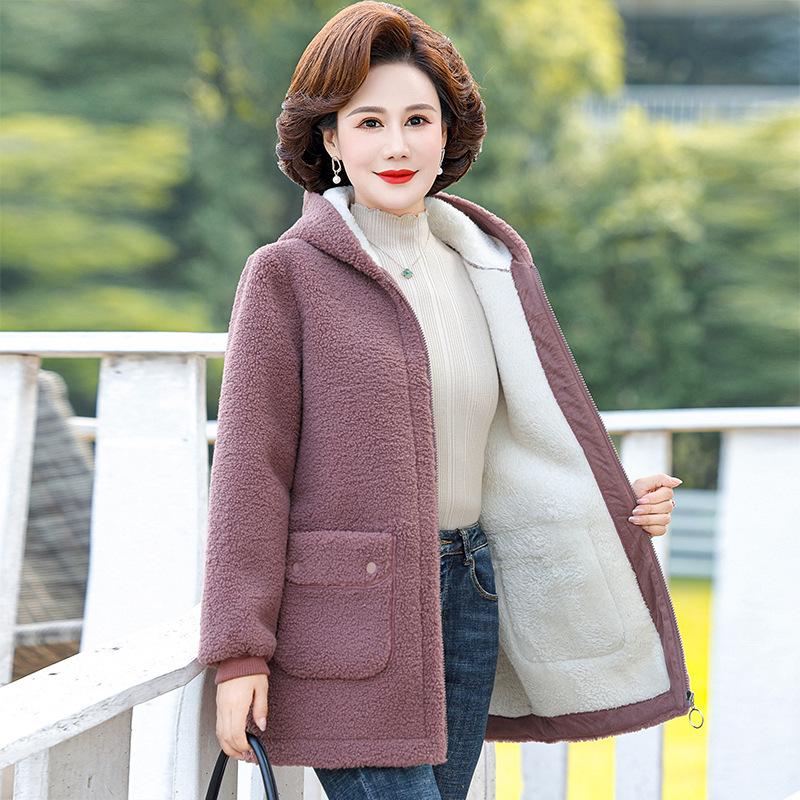 Mom's Elegant Winter Hooded Lambswool Coat with Fleece Lining - Thickened, Fashionable, for Middle-Aged and Elderly Women