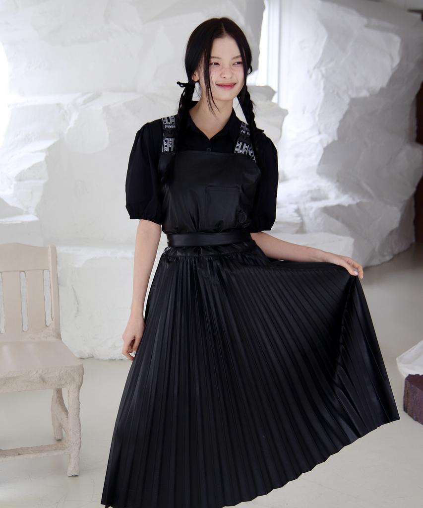 Eipeuleonwei Vivi Pleats Apron Dress 2 Sizes