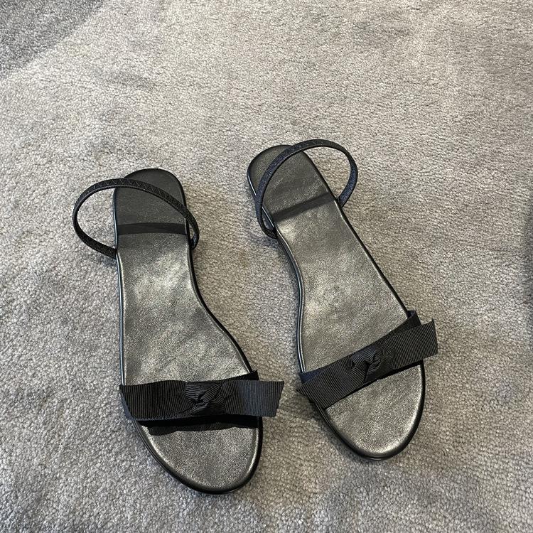

2025 summer new bow simple flat shoes with sandals leather cool slippers women s fashion 40 чёрный