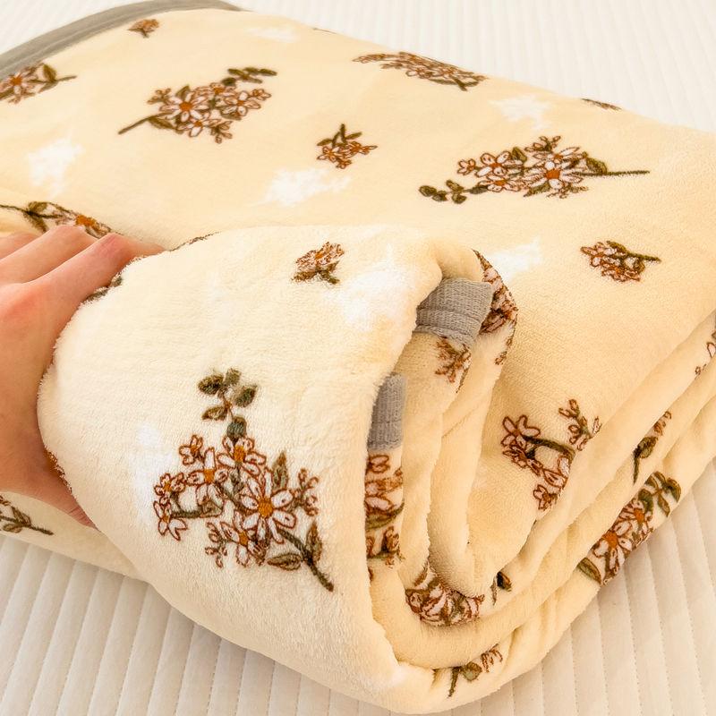 Coral Fleece Blanket Thickened Winter Blanket Bed Sheet Air Conditioning Blanket Nap Office Sofa Cover Blanket