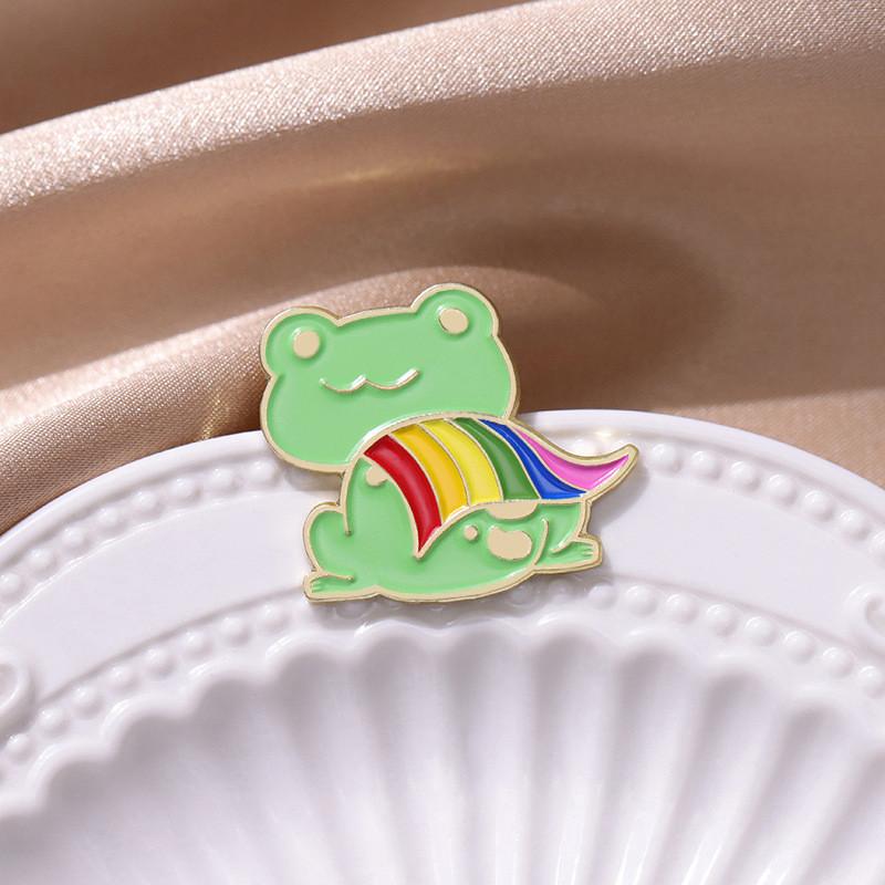 Charming New Blue Pink White Striped Frog Shape Brooch Unique Animal Pin Accessory