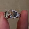Anello Occhiali da Sci Strass Lucidi Anello da Dito Anello a Tema Sport Invernali 3D Accessorio Gioiello per Cappotto Invernale Regalo per Appassionato di Sci
