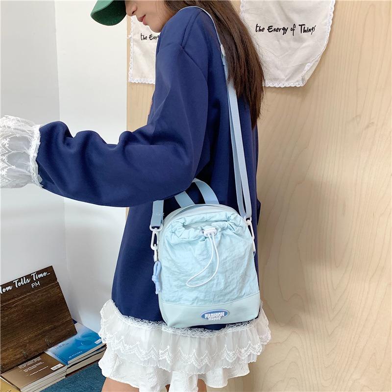 New Simple Large-capacity Messenger Bag Trendy Shoulder Bag Small Fresh Water Cup Bag