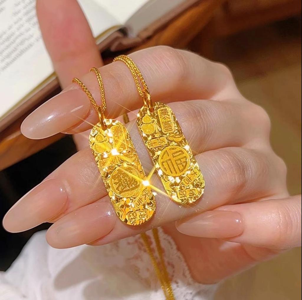 Gold Sand Eight Treasures Compass Pendant Necklace with Gourd Charm for Women