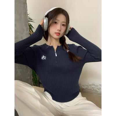 Pullover-Sweater mit halboffenem Reißverschlusskragen für Damen, Herbst und Winter, neuer Stil, Nische, schick, besticktes Top mit kurzer rechter Schulter