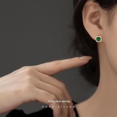 Banyan Tree S925 Silver Retro Square Emerald Diamond Earrings: Women's Luxury Green Earrings