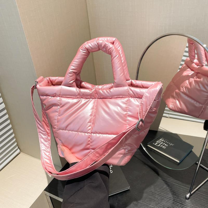

Simple Quilted Design Women Padded Shoulder Bags Solid Color Ladies Handbags Bucket Tote Large Capacity Female Crossbody Bag