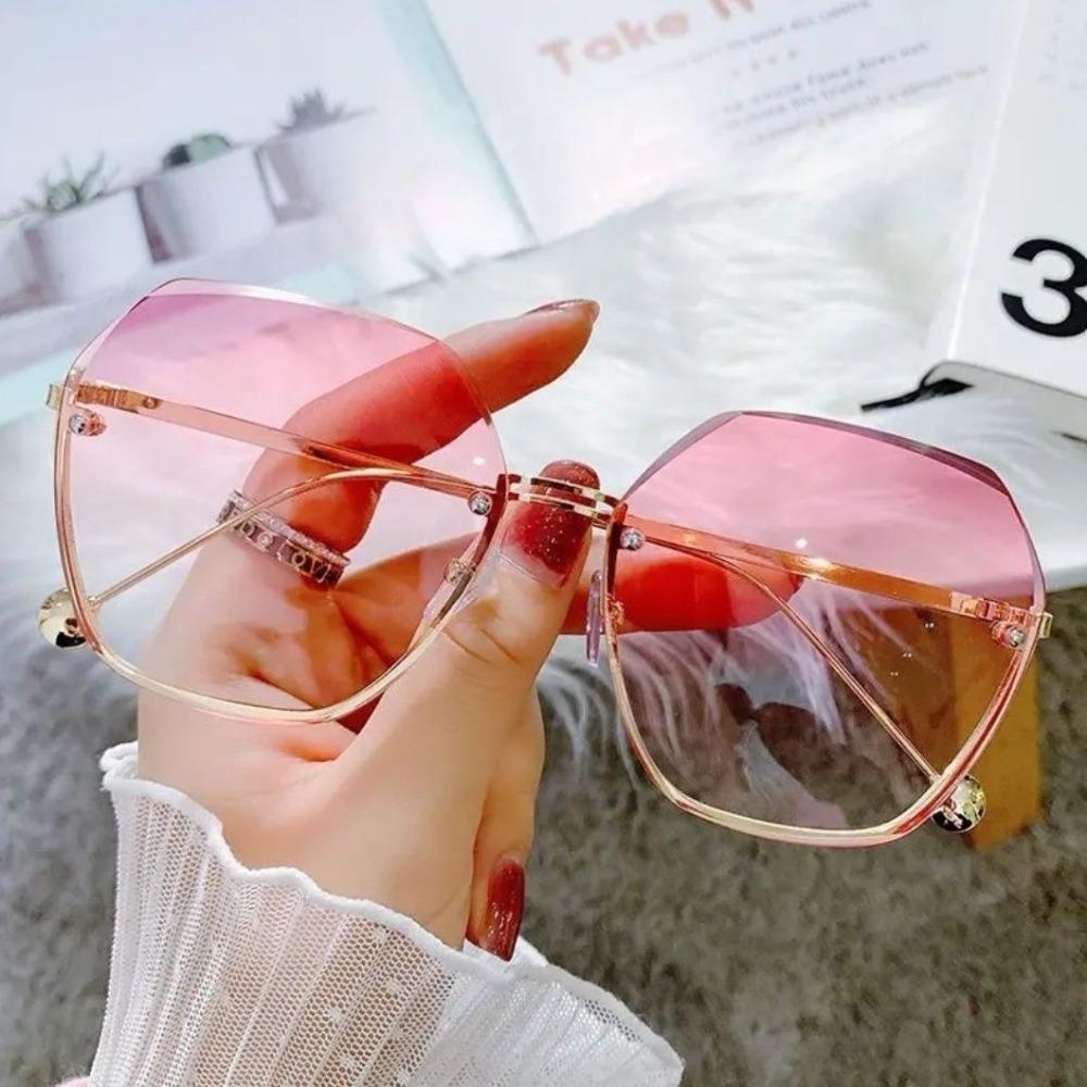 Fashionable Irregular Sliced Borderless Sunglasses for Women Gradual UV Protection Sunglasses