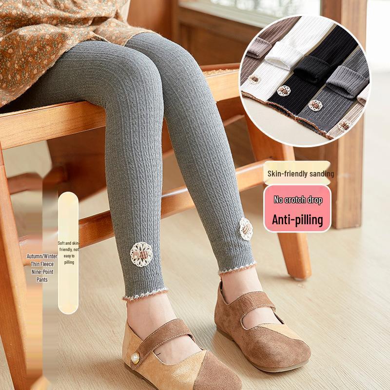 Girls' Fleece Lined Cable Knit Button Flower Tights - Nine-Point Length for Spring, Autumn, and Winter Wear