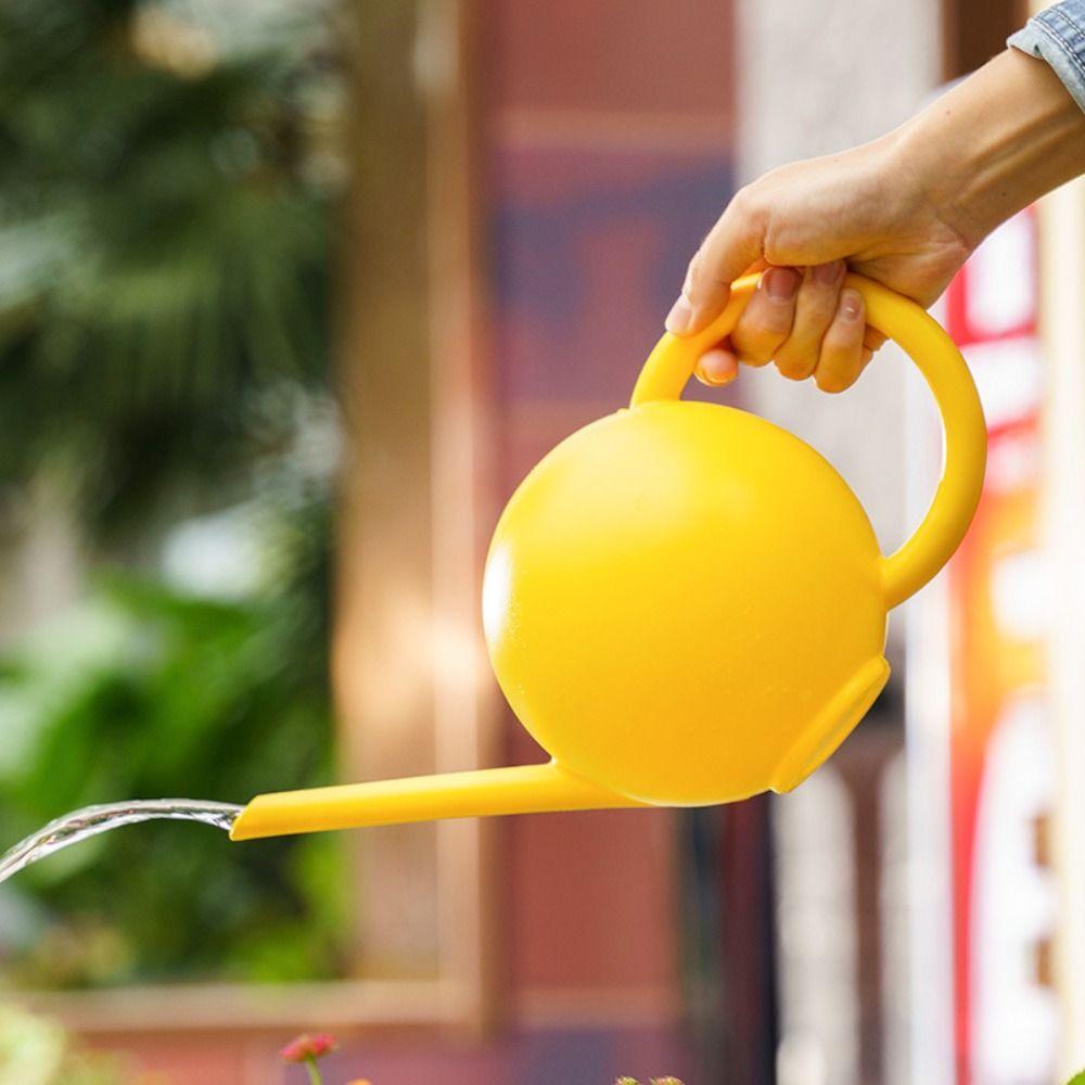 

Home Watering Pot Plastics Water Spraying Pot Portable Watering Can for Children червоний