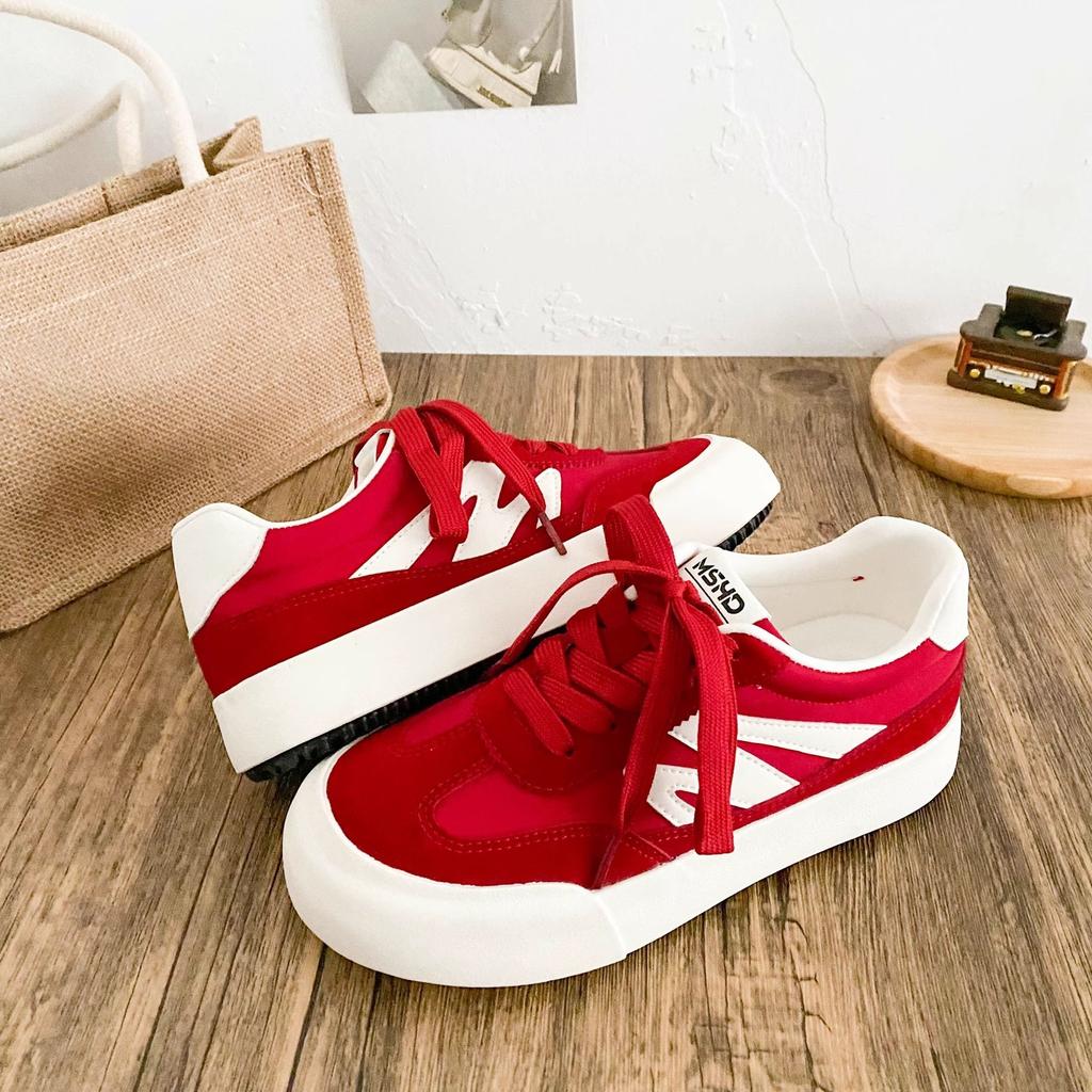 Retro Red Board Shoes Women's Versatile Casual Sneakers