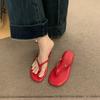 Rode knijp-aan teenslippers voor dames, Koreaanse platte zomersandalen voor avondwandelingen op het strand