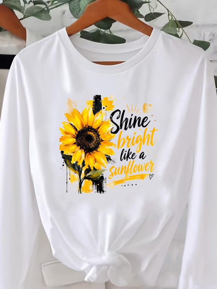 (Asian Size) Women o-neck Print T Shirt Casual butterfly cute Clothing Graphic Tee autumn winter spring Fashion Top Long Sleeve T-shirts