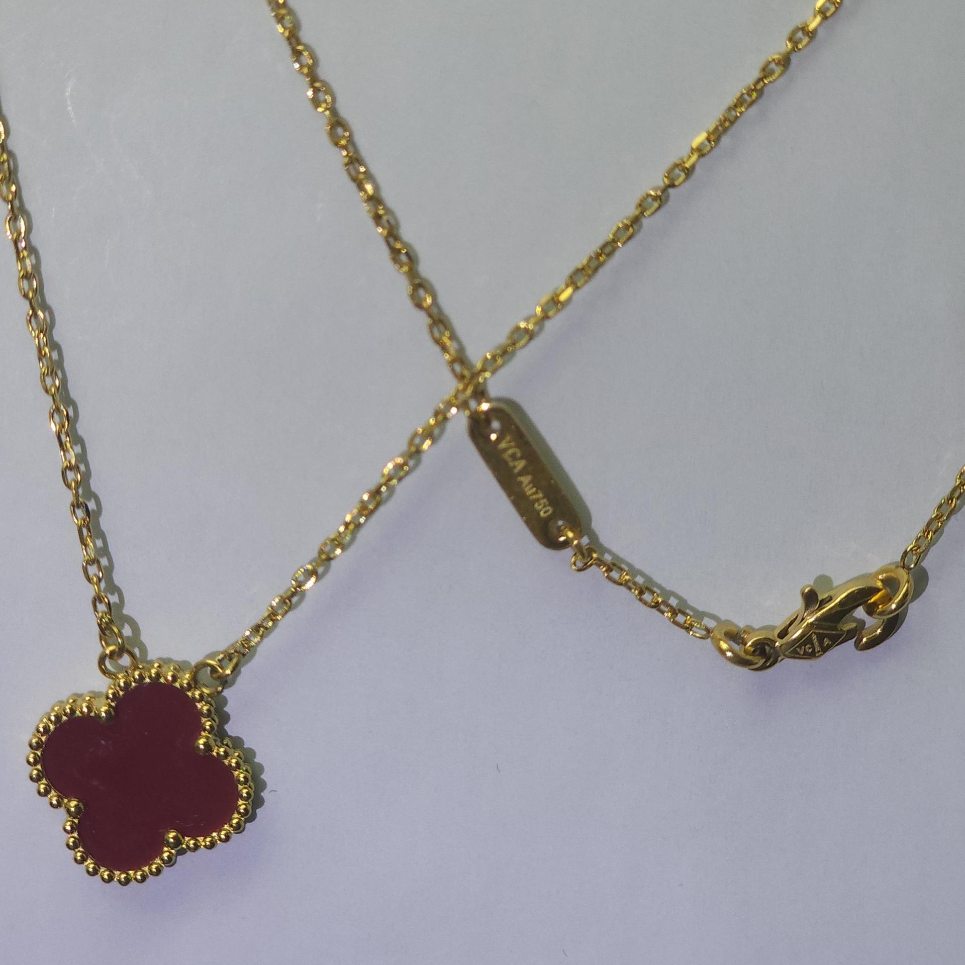 

Ожерелье из титановой стали, высокая версия, четырехлистный клевер, женское ожерелье из натурального перламутра, ожерелье на ключицу, женские украшения в стиле легкой роскоши и высокого класса