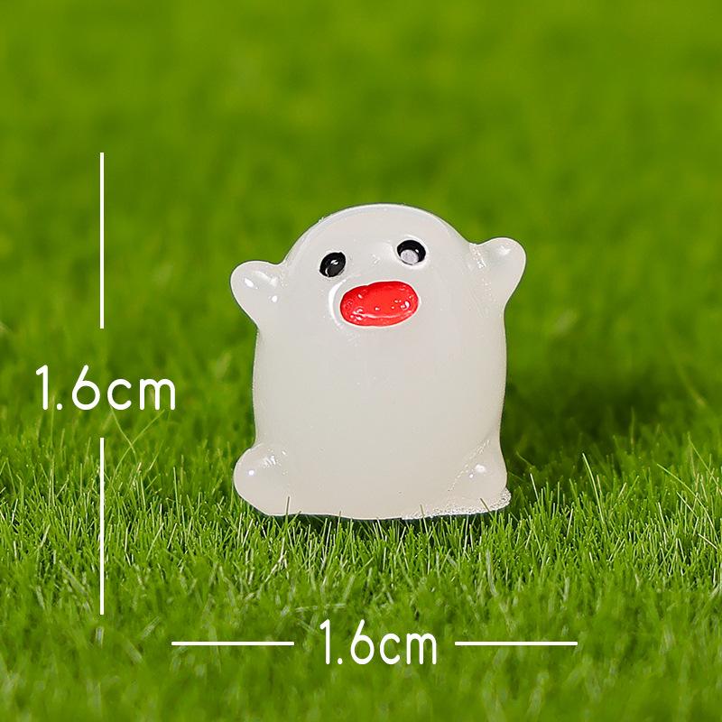 Luminous Little Ghost Micro-landscape Creative Car Resin Craft Decorative Small Ornaments