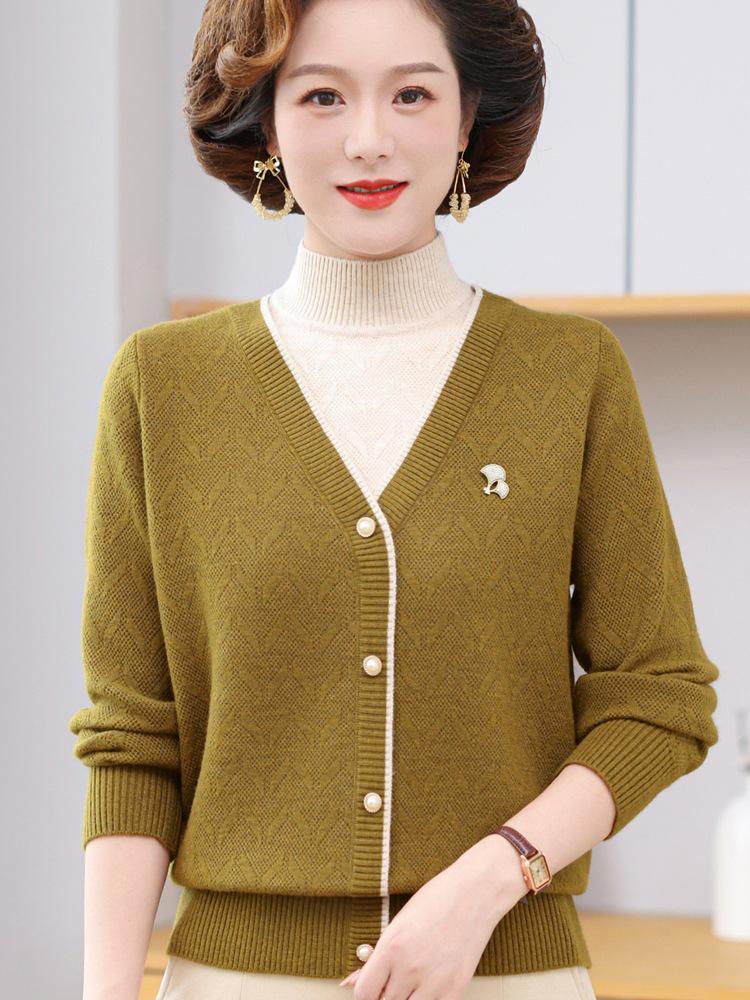 Autumn Stylish Knit Sweater for Middle-aged Moms - Two-Piece Design for 40-50s Women