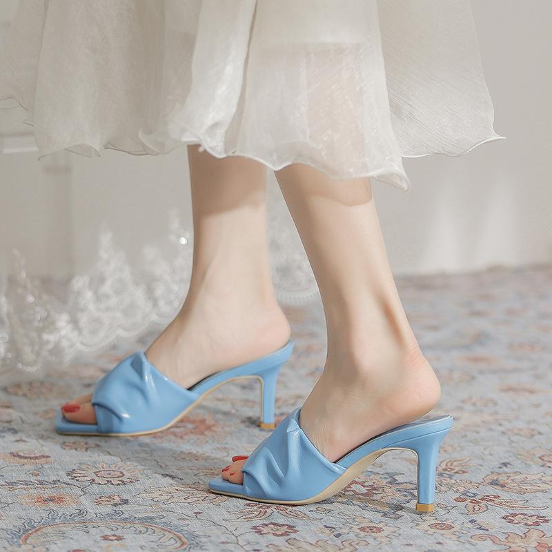 Cool slippers women's summer outer wear 2025 new French one-word with fairy style with skirt simple daily high-heeled sandals