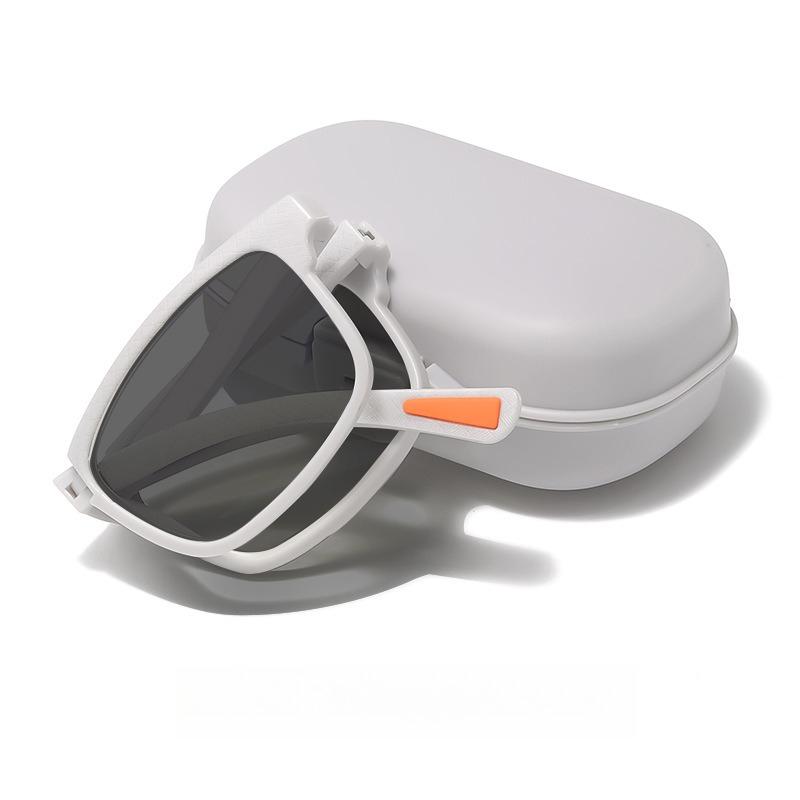 

New Foldable Sunglasses Outdoor UV-Protective Shades Ultra-Lightweight Portable Eyewear (with Case) Classic Driving Glasses
