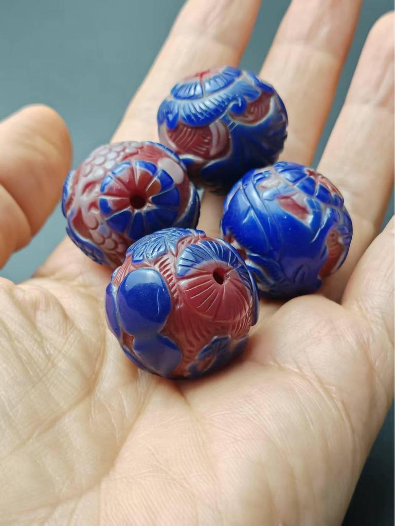 Antique Hand-Carved Multi-Layer Hollow Lampwork Glass Beads, 2.6cm Diameter, Random Patterns, Loose Beads