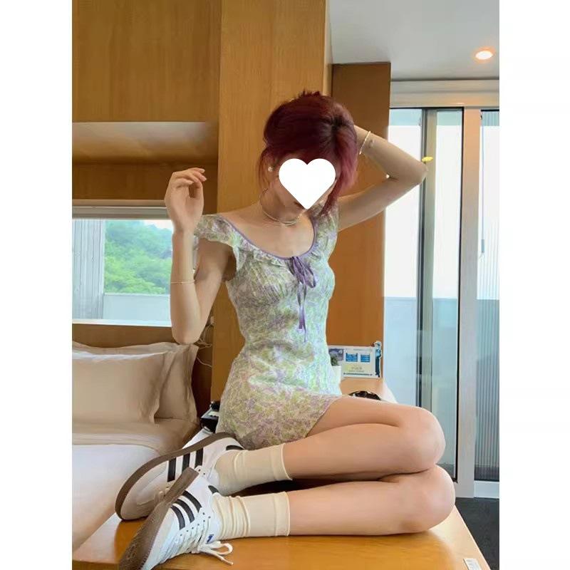 Summer new coffee break pure desire wind sexy waist thin floral small flying sleeve suspender dress