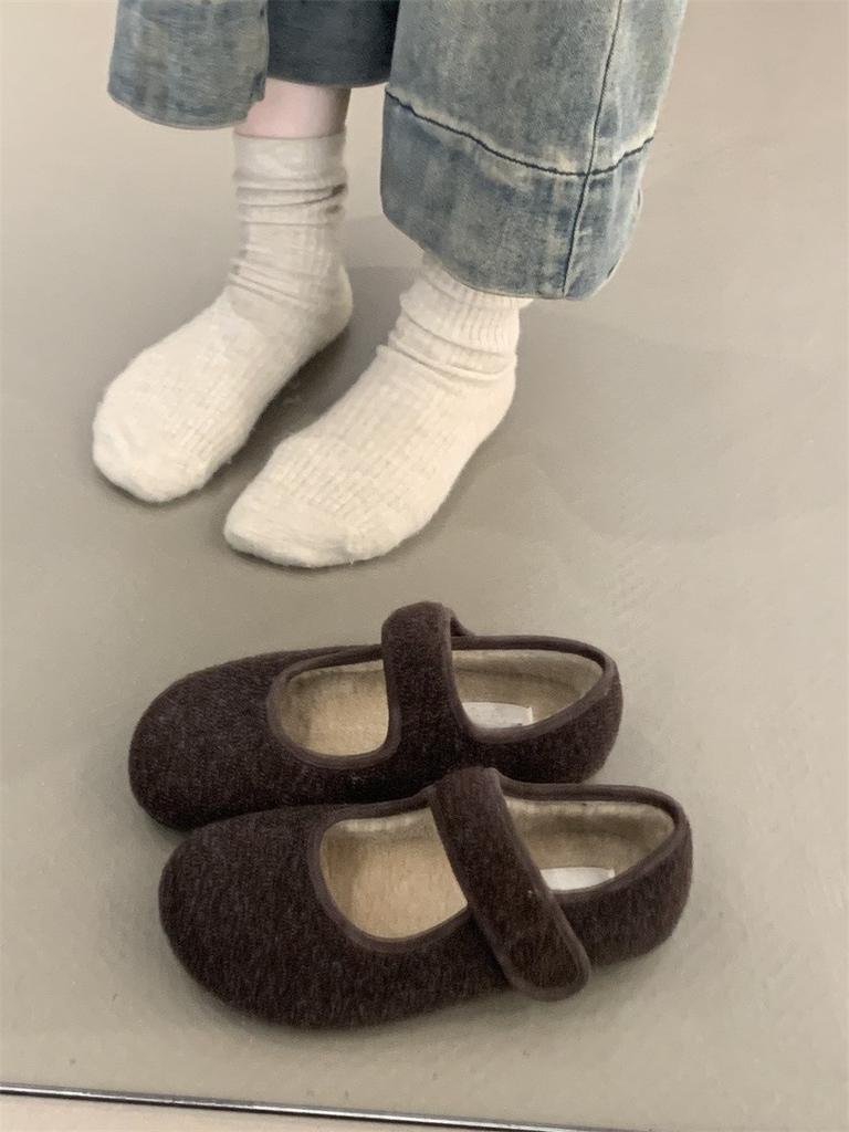 Mao Mao Shoes Women Wear Winter French Small Fragrant Wind Shallow Mouth Warm and Velvet One-word Mary Jane Shoes