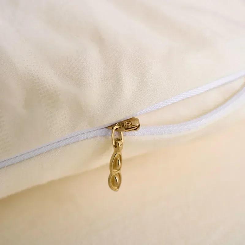 Skin Friendly Delicate Jacquard Fabric Comforter Fluffy Breathable Soy Fiber Protein Quilt Hotel Home Solid Color Decal Doona