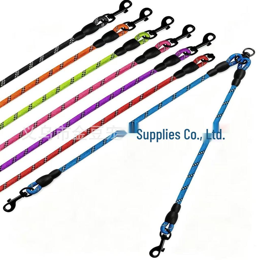 Reflective One-to-Two Dog Leash for Medium and Large Dogs