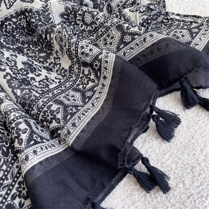 New Design Brand Winter Women Scarf Fashion Paisley Print Cotton Hijabs Scarves For Ladies Shawls and Wraps Pashmina Stoles