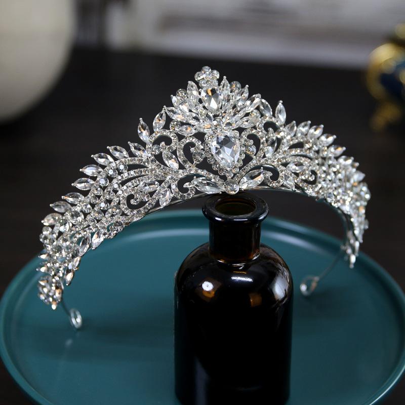 

New Exquisite and Compact Bridal Wedding Crown Headdress Birthday Crown Tiara Hair Accessories Main Wedding Accessories