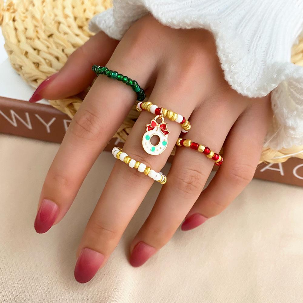 European & American Christmas Seed Bead Ring Set: 4-Piece Elastic Rings, Trendy Women's Fashion