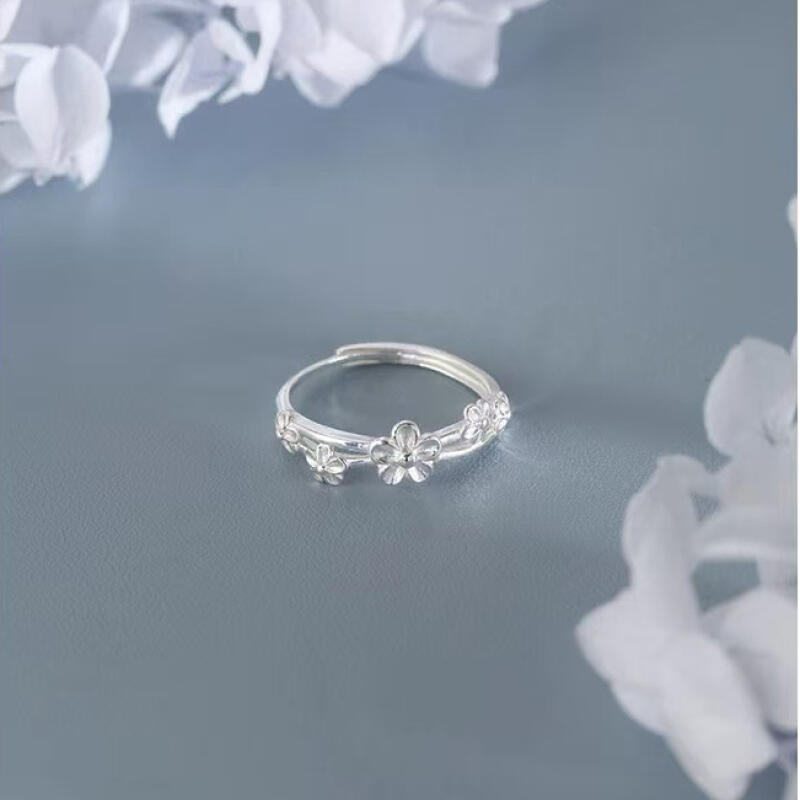 Fashion Small Fresh Daisy Rings for Women Girls Temperament Double Layered Flower Opening Rings Charm Party Jewelry Accessories