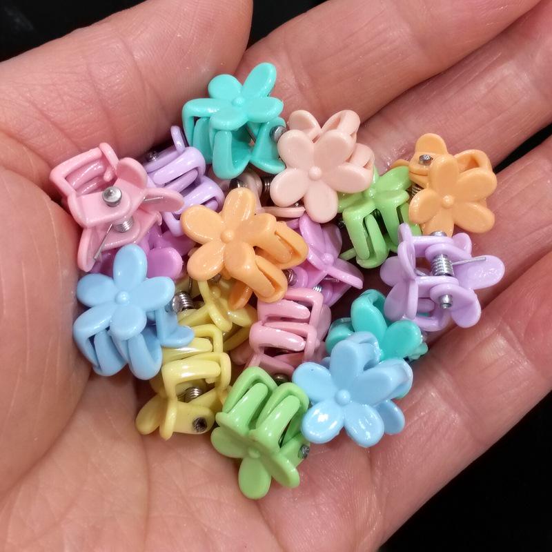 Set Mini Mollette per Bambini: Clip Margherita, Coniglio, Stella, Fiore di Prugno