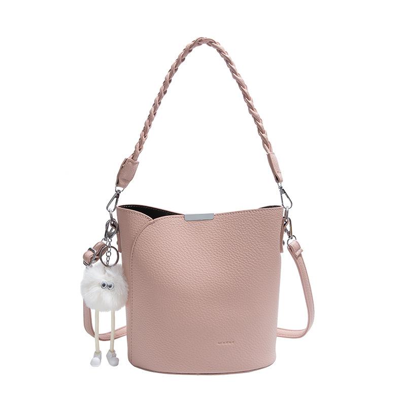 Summer Popular Small Bag Women 2025 New Fashion Versatile Messenger Bag Exquisite Super Fire Portable Bucket Bag