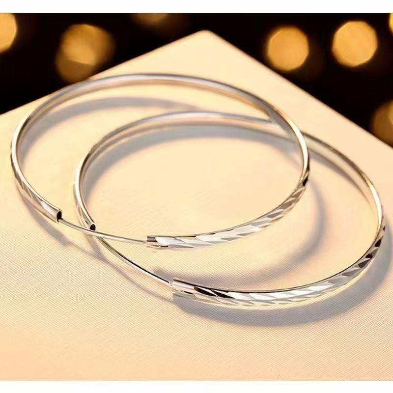 Sterling Silver Three-Sided Floral Carved Hoop Earrings - Women's Exaggerated Fashionable Round Ornaments