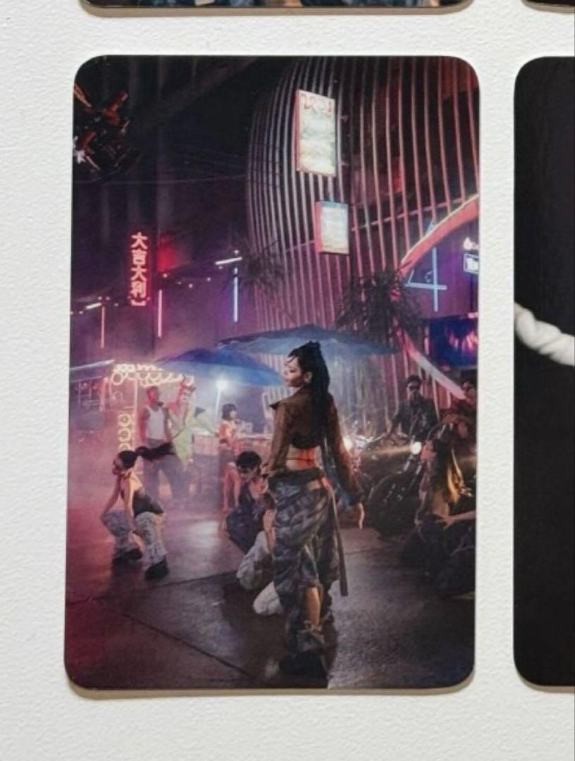 

[USED] BLACKPINK Lisa Alter Ego Pop-Up Purchase Exclusive Trading Card D