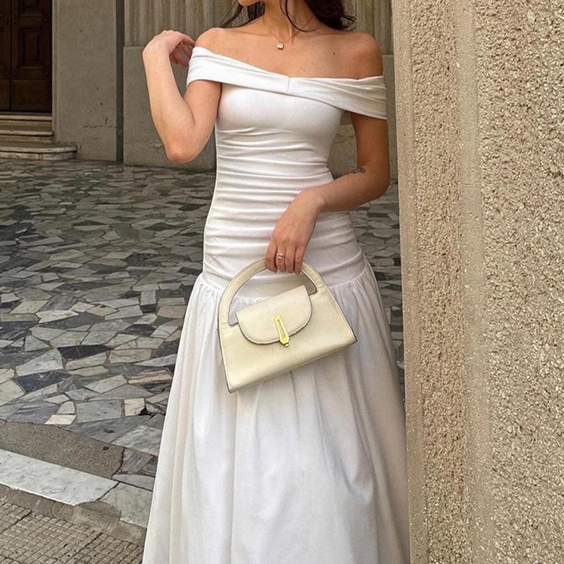 Spring New French INS Style Off-the-shoulder Temperament Thin Pleated Dress Elegant Style