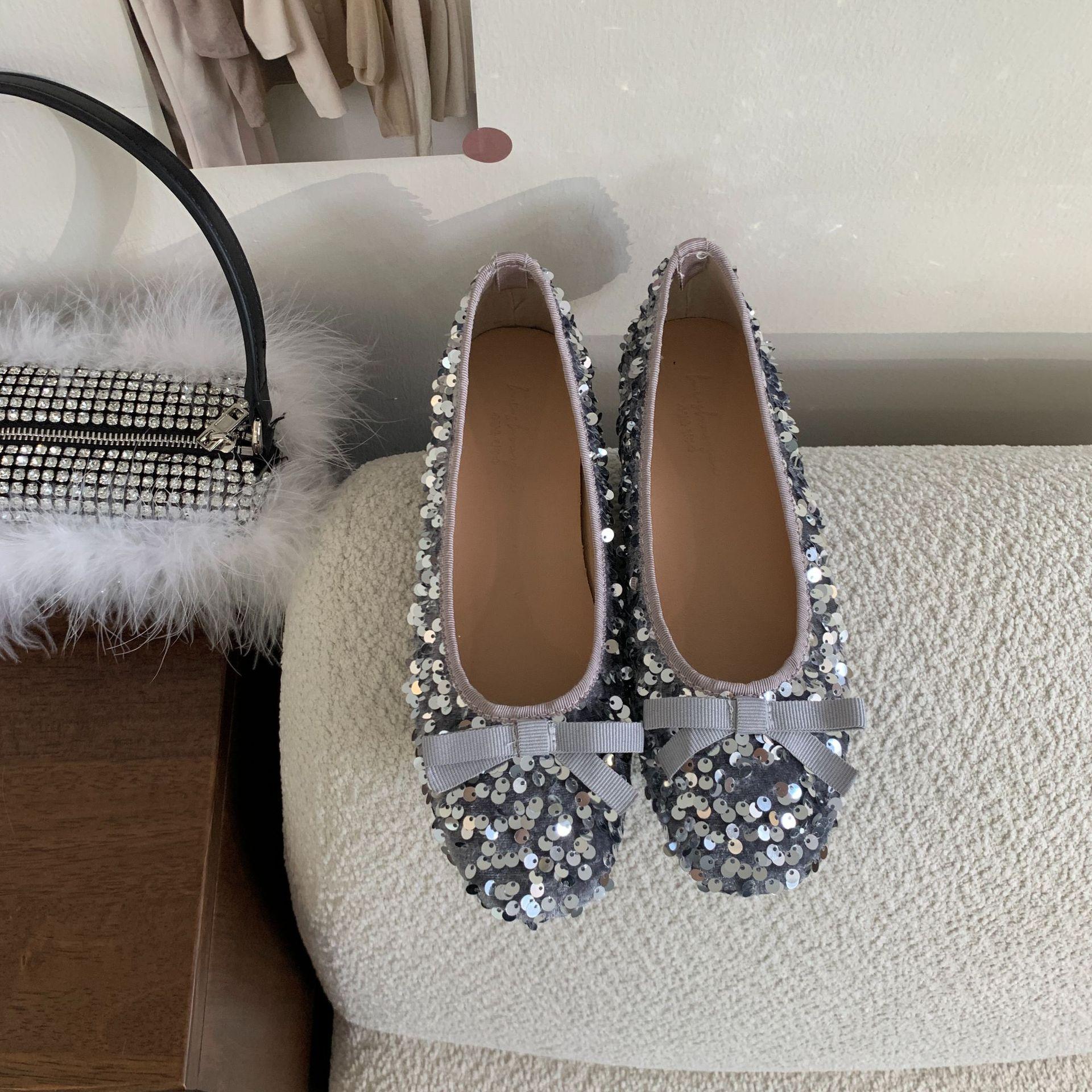 

2025 spring and autumn new French temperament bow gentle evening shoes flat sequined single shoes fairy shoes 40 срібний