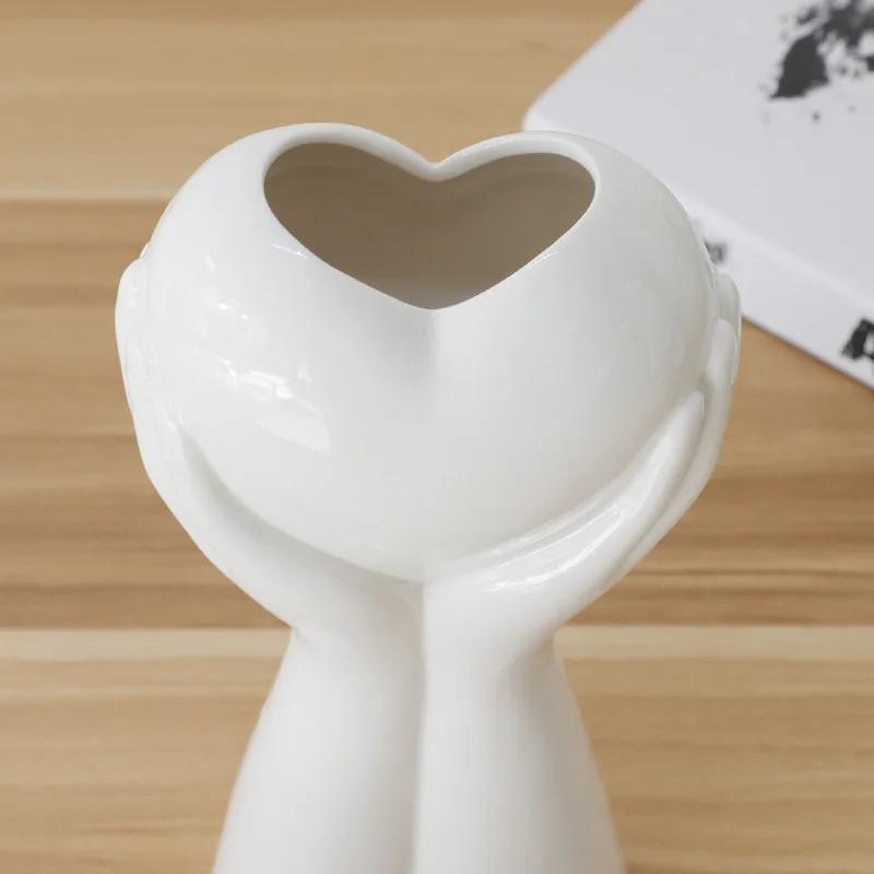 Heart shaped vase Ceramic vase art Home decoration accessories Modern hydroponic flower arrangement Valentine's Day gift