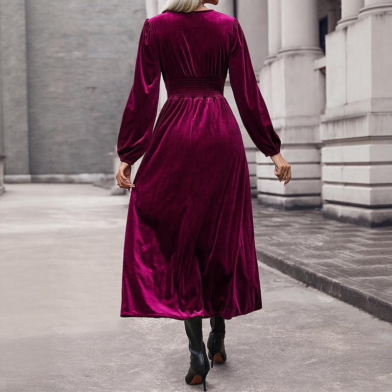 New high-end solid-color velvet long-sleeved autumn and winter dress