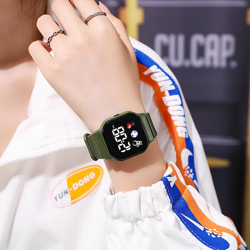 Women's Unicorn Astronaut LED Waterproof Watch - Stylish, Multifunctional Party Timepiece for Students.