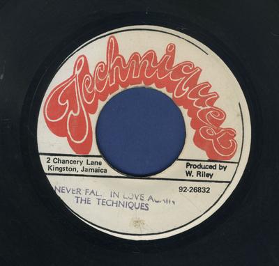7inch Record TECHNIQUES  Never Fall In Love Again NONE Techniques Jamaica Reggae Ska  Dub Used