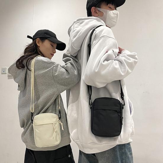 Unisex Crossbody Sling Tas Oxford Stof Schoudertas Kleine Crossbody Tas met Verstelbare Riem voor Mannen Vrouwen Dagelijkse Pendelen Straat