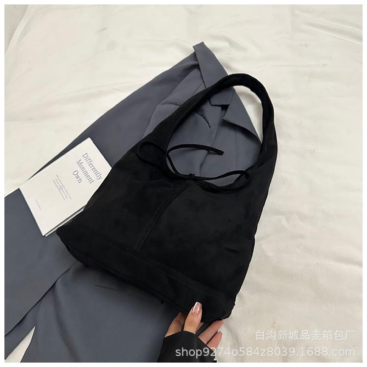 Korean Niche Design Underarm Tote Bag 2025 New Retro Suede Versatile Commuter Large-capacity Shoulder Bag