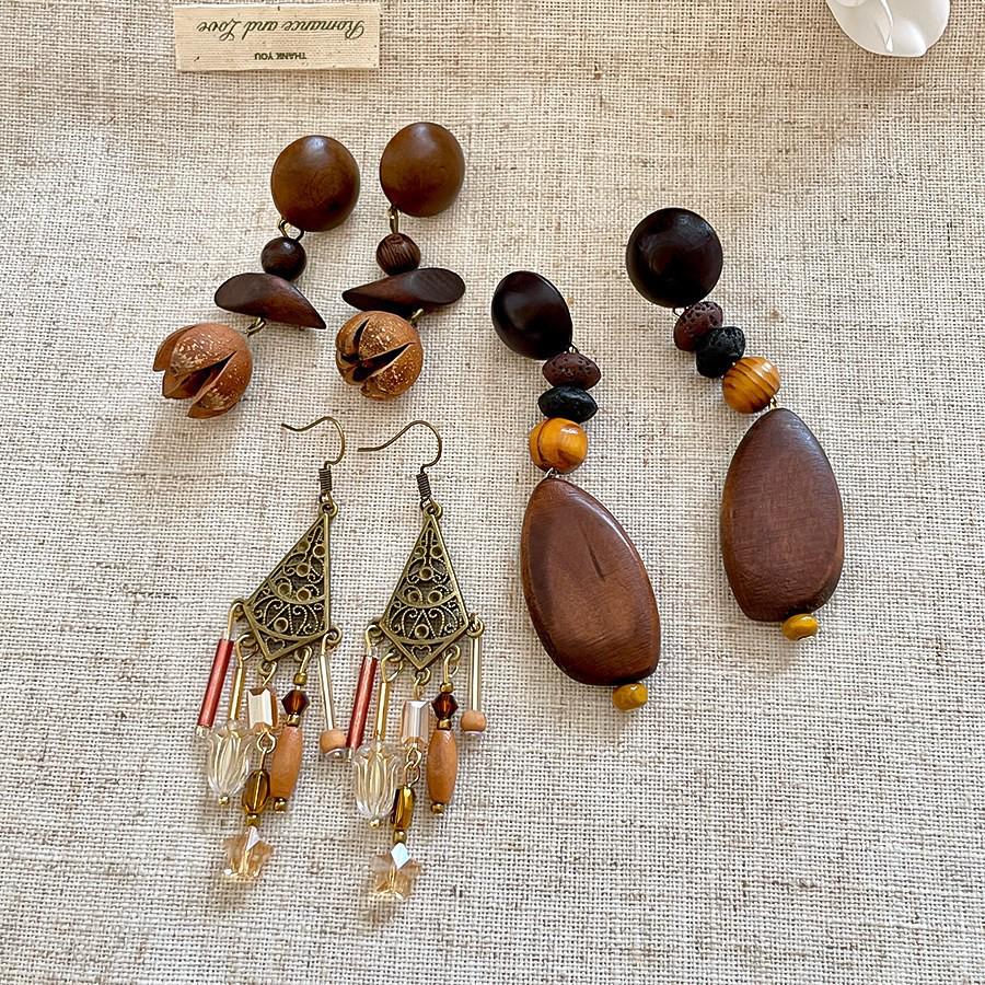 Retro Bohemian Wooden Tassel Earrings: 2026 Summer Niche Stud Accessories