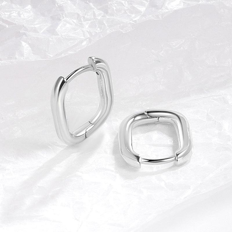 Fashion Minimalist U Shaped Hollow Geometric Hoop Earrings For Women Unique Forest Round Loop Ear Jewelry