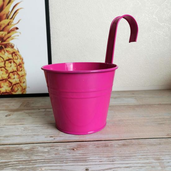 Vaso sospeso a parete, colore brillante, non facile da deformare, fioriere da balcone in ferro, secchio in metallo per balcone