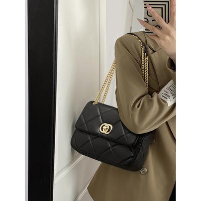 Torba Skórzana Damska Torba Crossbody Lekki Luksus Niszowa Premium Sense Pikowana Torba na Łańcuszku